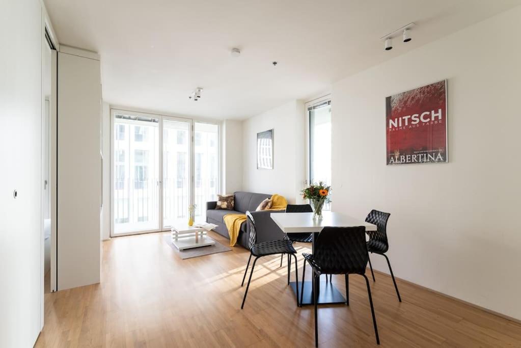 Smart Studio With Terrace By Hm Wiedeń Zewnętrze zdjęcie